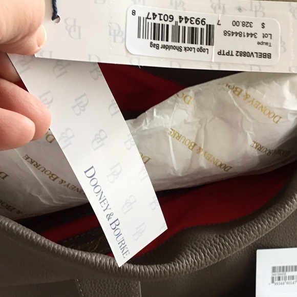 NWT Dooney & Bourke Logo Lock Shoulder Bag - Taupe - Picture 4 of 16